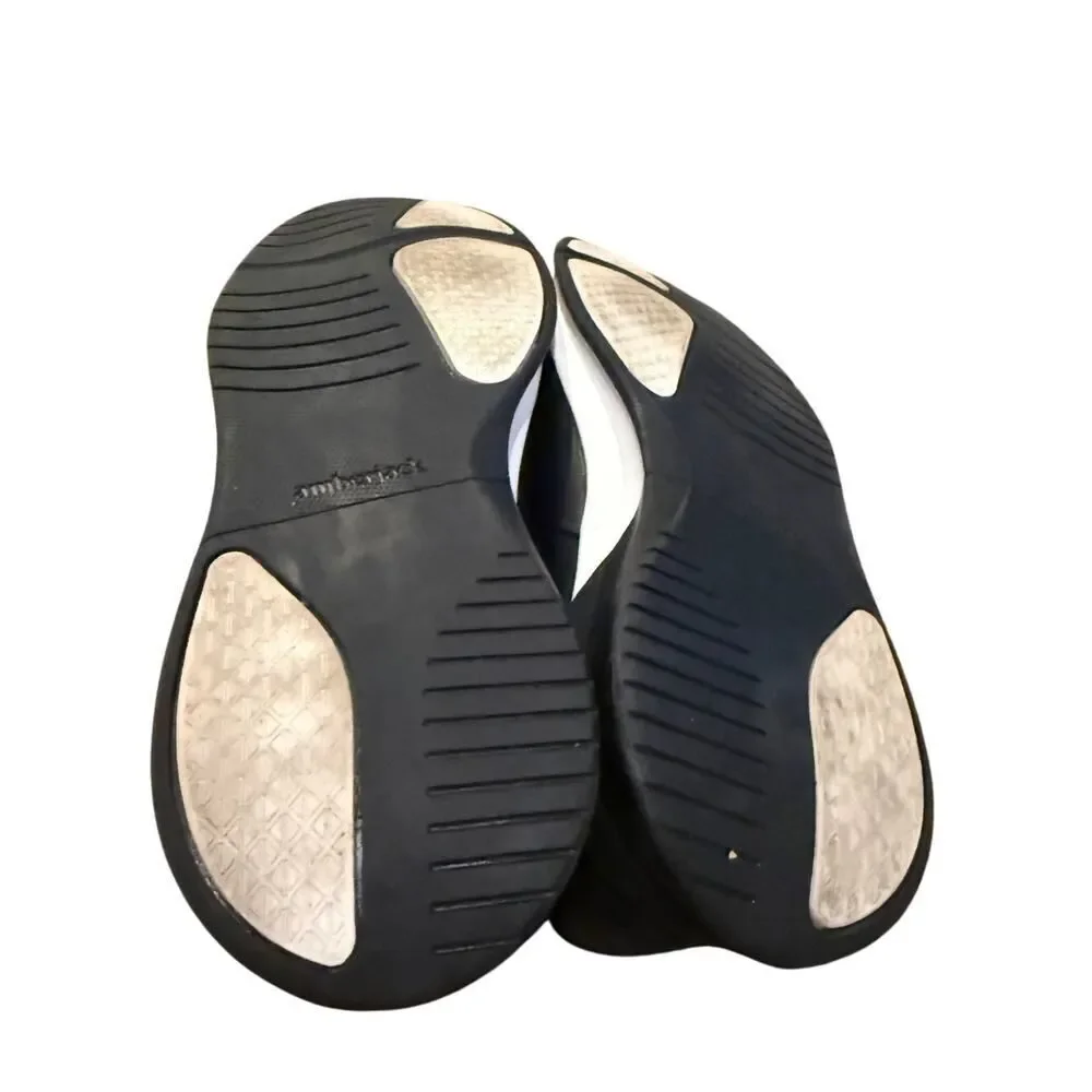 Amberjack The Hybrid Shoe in Black Men’s Sz. 11